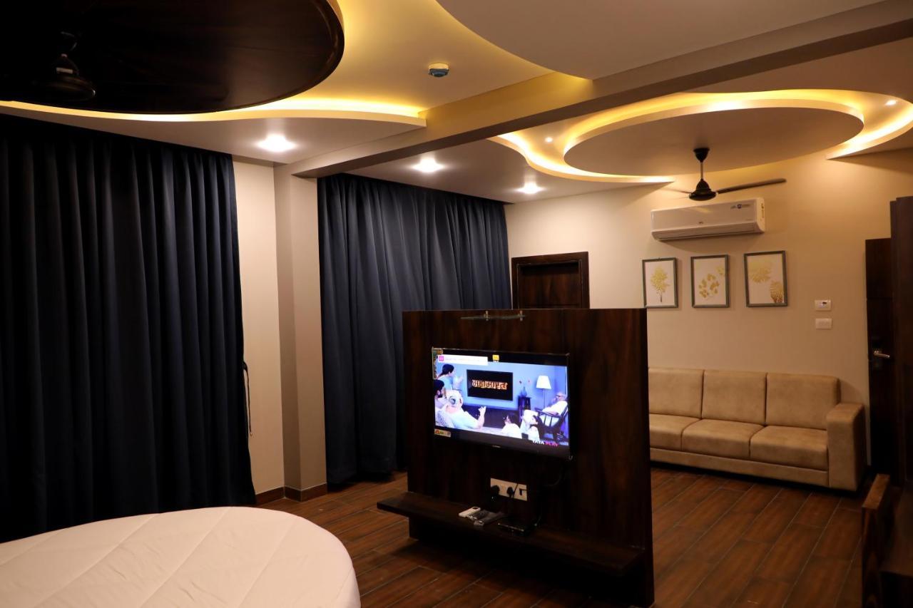 Hotel Nest ブジ エクステリア 写真